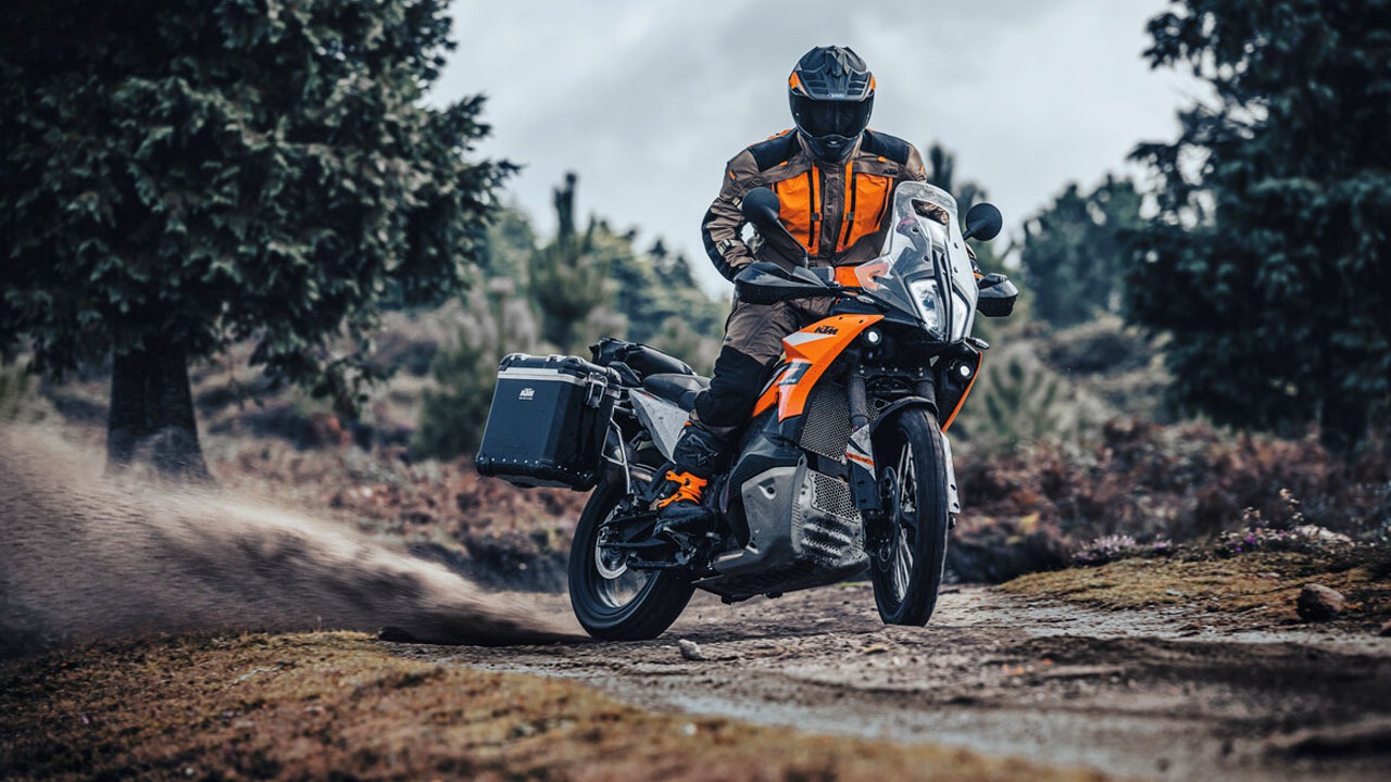 KTM motor sports 890 Adventure R