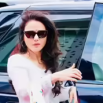 లగ్జరీ కార్ల ముందు నిలబడిన బాలీవుడ్ నటి ప్రీతి జింటా మరియు ఆమె వద్ద ఉన్న ఖరీదైన వాహనాల కలెక్షన్