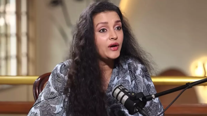 తన పిల్లల పెంపకం గురించి వివరిస్తూ భావోద్వేగానికి గురైన నటి రేణూ దేశాయ్.